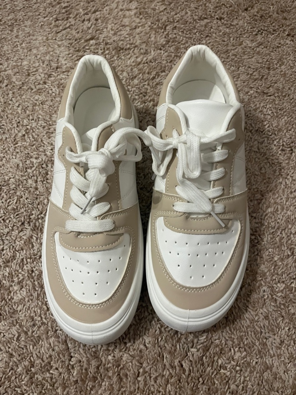 Casual Women's White and Beige Athletic Sneakers